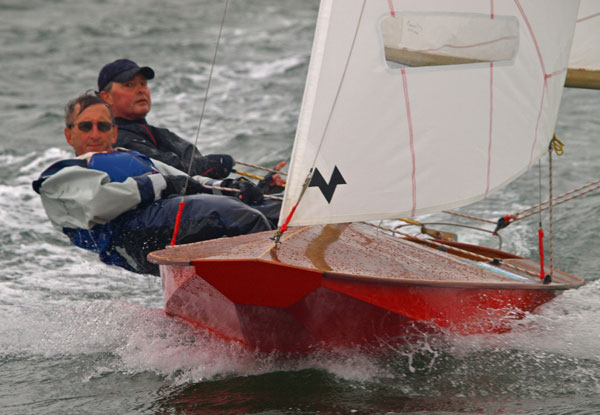 Why epoxy is re-energising the racing dinghy - epoxycraft